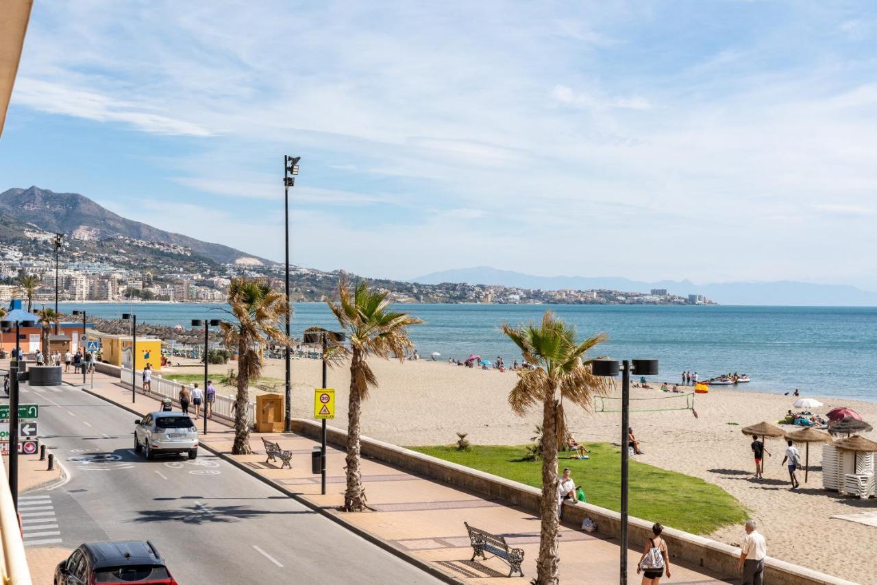 Beach Front Holiday Studio Fuengirola Exterior photo